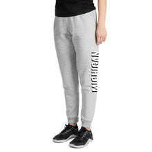 Load image into Gallery viewer, Sister Lakes Pocket Jogger Pant